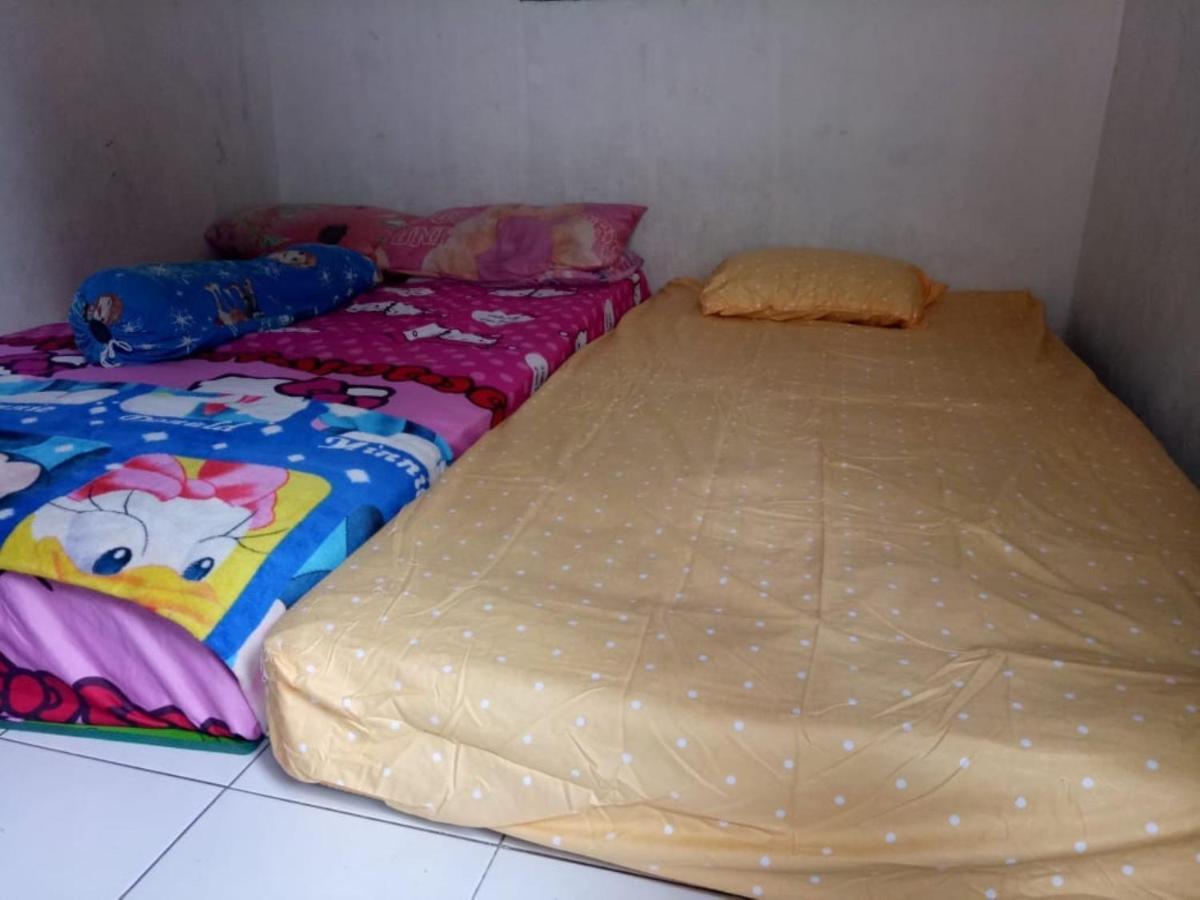 Ratu Guesthouse Sleman  Bagian luar foto