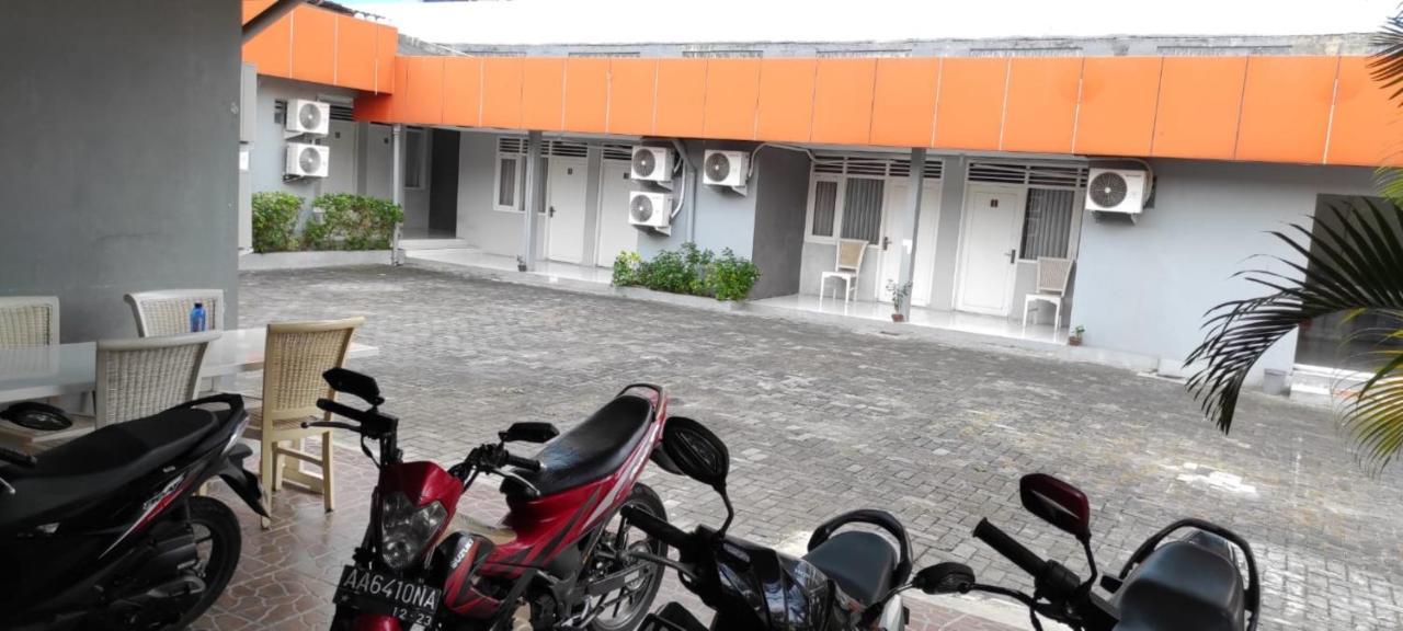 Ratu Guesthouse Sleman  Bagian luar foto