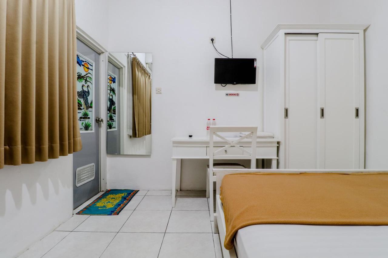 Ratu Guesthouse Sleman  Bagian luar foto